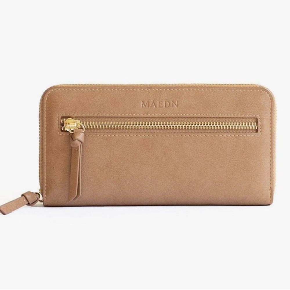 MĀEDN Camel Essential Leather Wallet